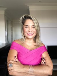 Nayra Claudinne Guedes Menezes Colombo